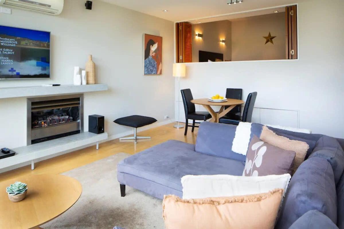 Stunning Lakeview 1 Bedroom Apartment Квинстаун Экстерьер фото